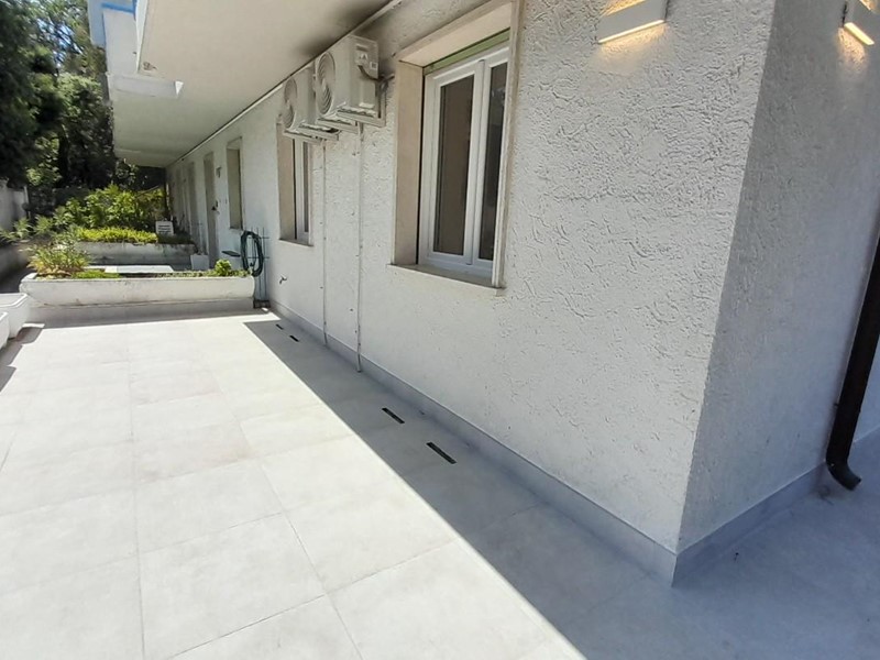 Trilocale in Vendita a Massa, zona Marina di Massa, 239'000€, 60 m²