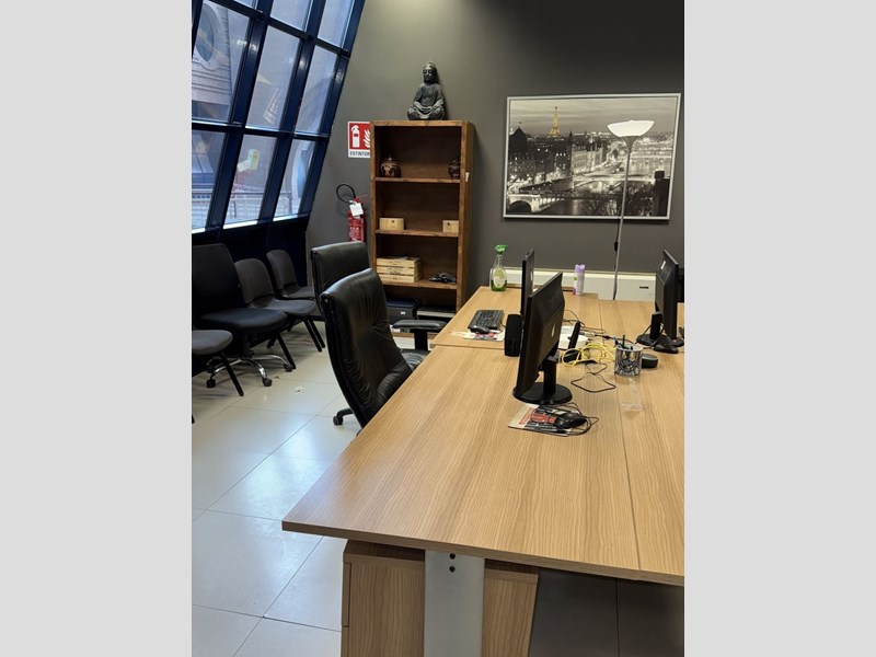 Ufficio in Affitto a Torino, zona Mirafiori nord, 360€, 65 m², arredato