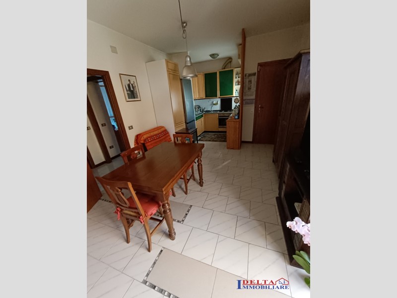 Casa Semi Indipendente in Vendita a Rosignano Marittimo, 128'000€, 65 m²