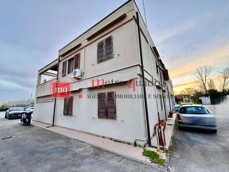 Casa Indipendente in Vendita a Pisa, zona Ospedaletto, 329'000€, 340 m²