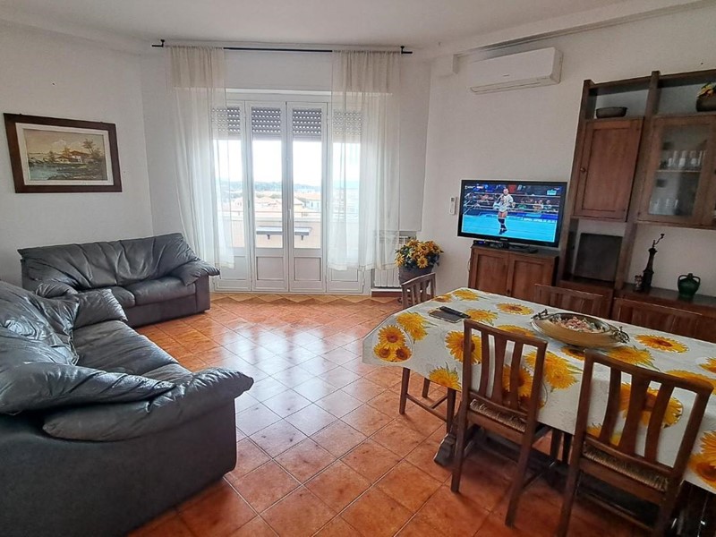 Quadrilocale in Affitto a Rosignano Marittimo, zona Rosignano Solvay, 1'100€, 80 m², arredato