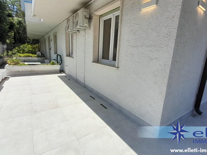 Trilocale in Vendita a Massa, zona Marina di Massa, 239'000€, 60 m²