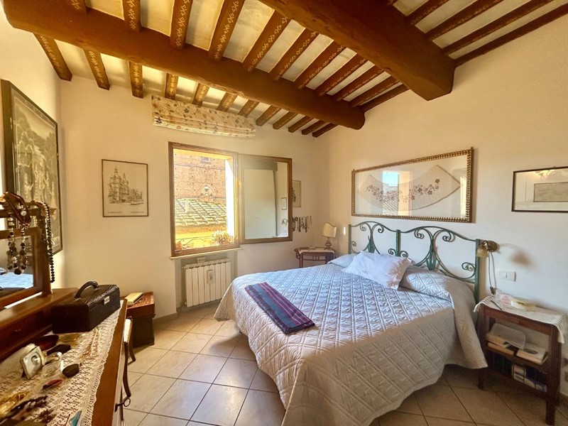 Quadrilocale in Vendita a Siena, 330'000&euro;, 93 m²