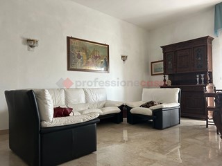 Appartamento in Vendita a Grottaglie, 145'000€, 157 m²