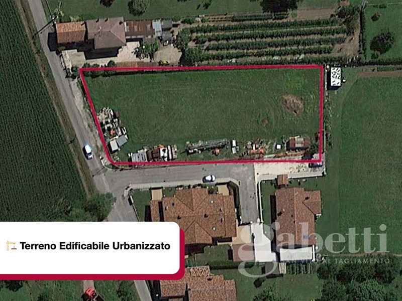 Terreno edificabile in Vendita a Sesto al Reghena, 100'000€, 2200 m²