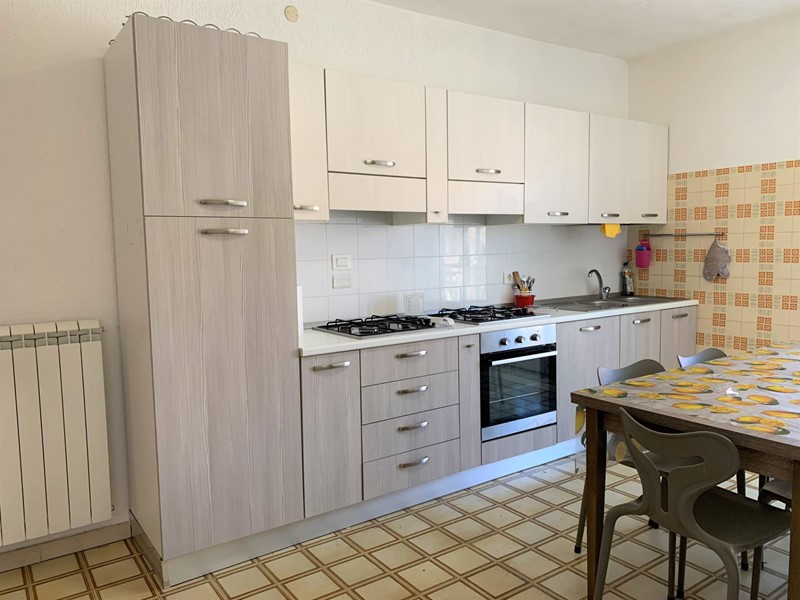 Casa Semi Indipendente in Affitto a Catanzaro, zona Lido Corso, 270€, 160 m², arredato