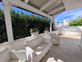 Villa in Vendita a Porto Cesareo, 270'000€, 140 m²
