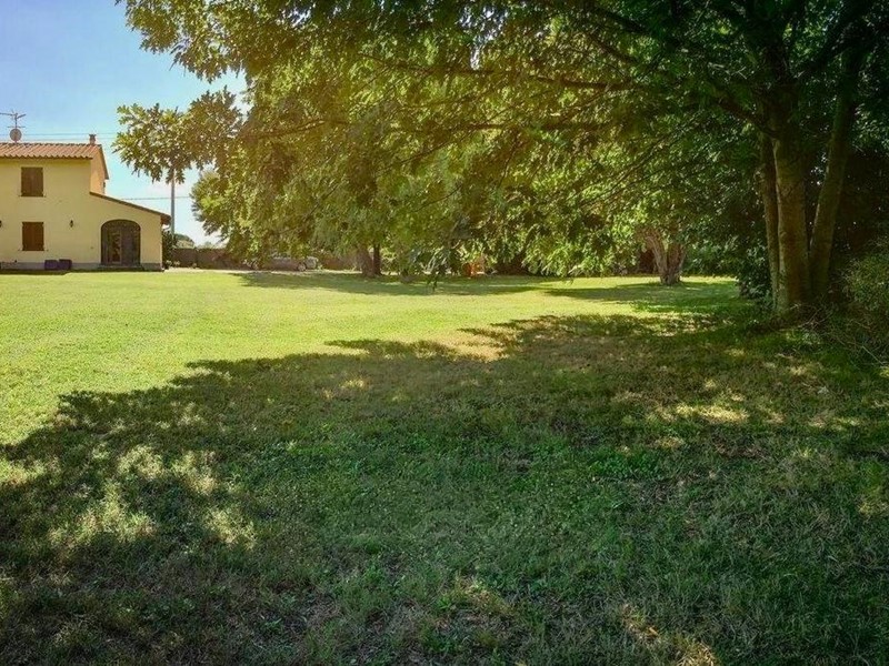 Casa di corte in Vendita a San Giuliano Terme, zona Arena Metato, 650'000€, 200 m²