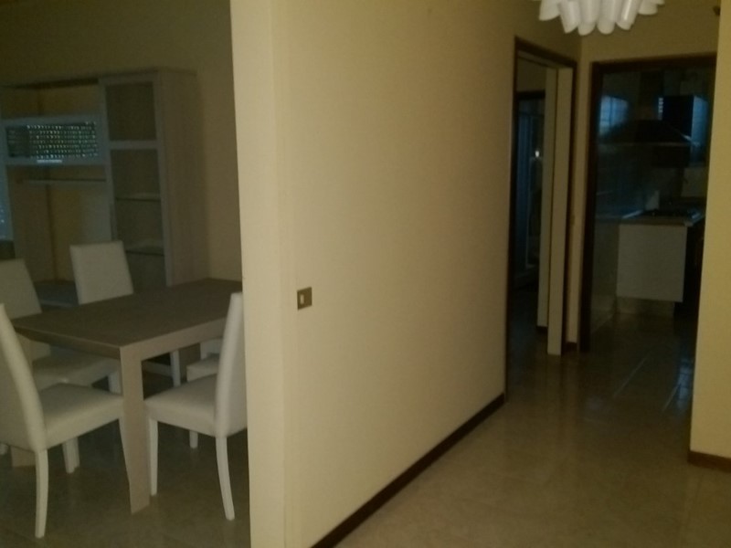 Trilocale in Vendita a Massa, zona Marina di Massa, 300'000€, 70 m², arredato