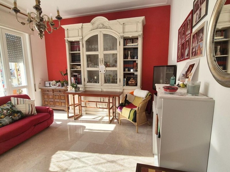 Appartamento in Vendita a Viareggio, 340'000€, 90 m²