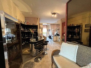 Attico in Vendita a Carrara, zona Marina di Carrara, 330'000€, 100 m², arredato