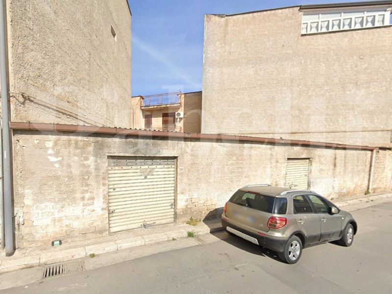 Magazzino in Vendita a Bagheria, 70'000€, 114 m²