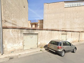 Magazzino in Vendita a Bagheria, 70'000€, 114 m²