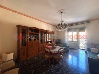 Quadrilocale in Vendita a Guidonia Montecelio, 180'000€, 120 m²