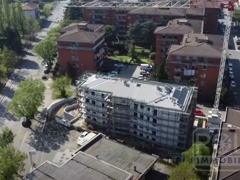 Appartamento in Vendita a Verona, 306'000€, 120 m²