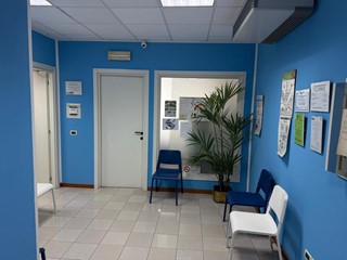 Ufficio in Vendita a Capannori, zona Guamo, 200'000€, 110 m²