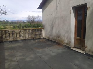 Villetta a schiera in Vendita a Vinci, zona San Pantaleo, 185'000€, 200 m²