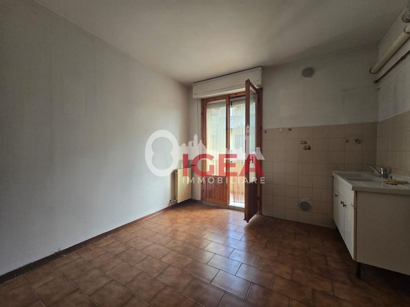 Trilocale in Vendita a Colle di Val D'Elsa, 95'000&euro;, 70 m²