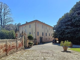 Villa in Vendita a Pisa, 1'980'000€, 1500 m²