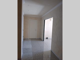 Ufficio in Affitto a Santa Croce sull'Arno, 700€, 90 m²