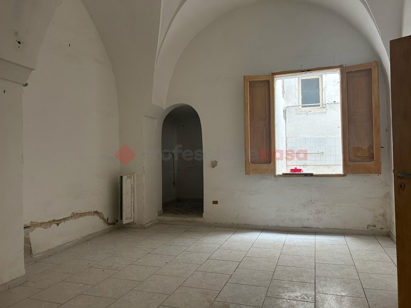 Appartamento in Vendita a Grottaglie, 80'000€, 162 m²