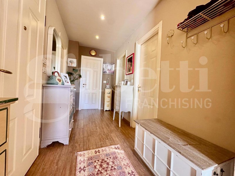 Appartamento in Vendita a Orbassano, 339'000€, 170 m²