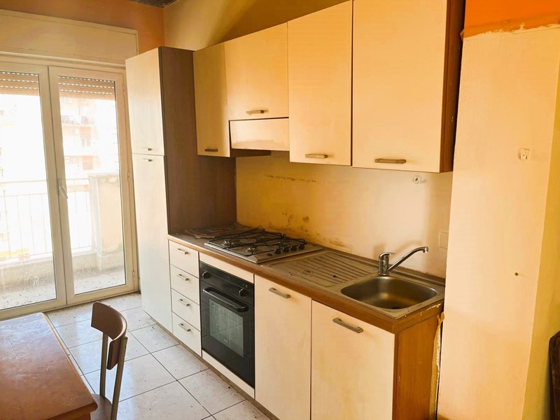 Quadrilocale in Vendita a Agrigento, 50'000€, 142 m²