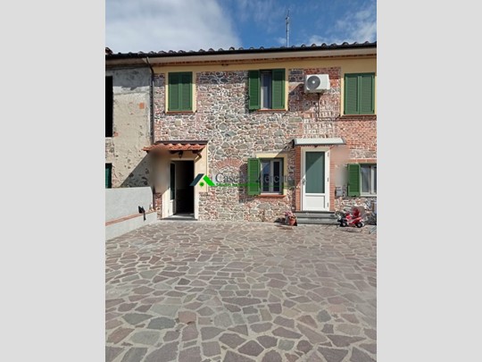Quadrilocale in Vendita a Capannori, 220'000€, 110 m²