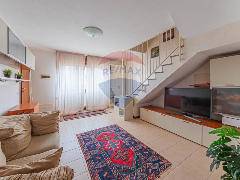 Trilocale in Vendita a Parma, zona Montanara, 249'000€, 112 m²