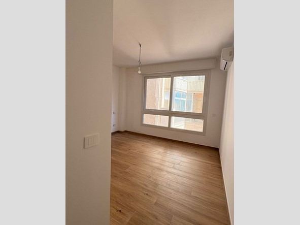 Quadrilocale in Vendita a Palermo, 270'000€, 108 m²