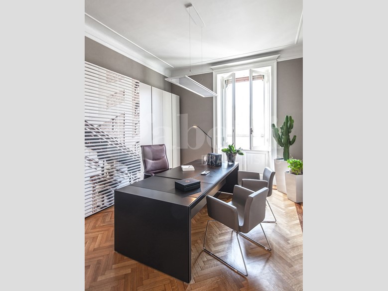 Ufficio in Vendita a Bologna, 117'000€, 44 m²