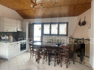 Attico in Vendita a Castel di Sangro, 263'000€, 172 m², arredato