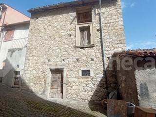 Casale in Vendita a Ateleta, 24'000&euro;, 89 m²