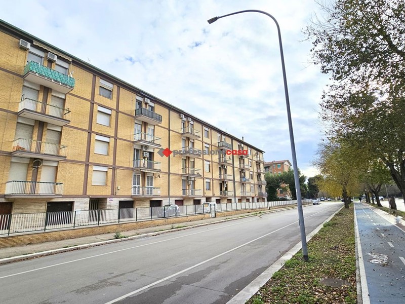 Trilocale in Vendita a Foggia, 129'000€, 98 m²