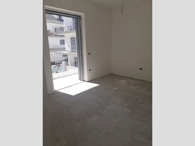 Trilocale in Vendita a Mugnano di Napoli, zona Corso Italia, 210'000€, 80 m², con Box