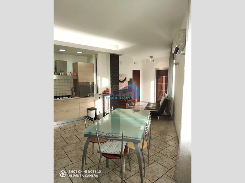 Appartamento in Vendita a Giardini Naxos, 160'000€, 110 m²