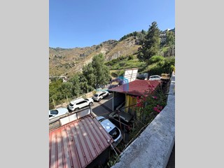 Negozio in Vendita a Taormina, 2300 m²