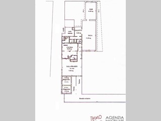 Negozio in Vendita a Viareggio, 500'000€, 450 m²