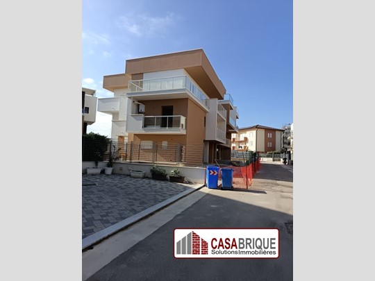Trilocale in Vendita a Santa Flavia, 209'050€, 100 m²