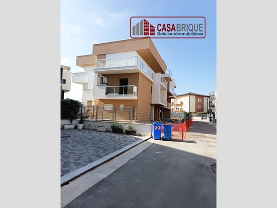 Quadrilocale in Vendita a Santa Flavia, 253'450€, 130 m²