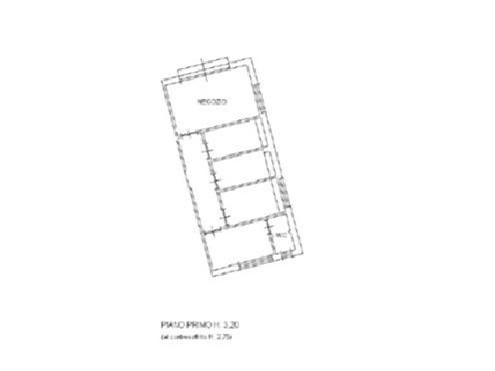 Negozio in Vendita a Camaiore, 50'000&euro;, 50 m²