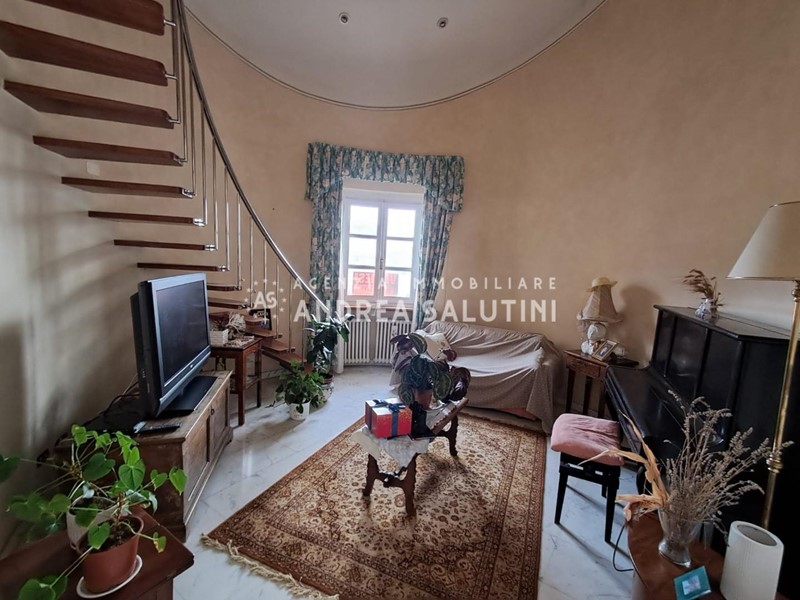 Casa Indipendente in Vendita a Casciana Terme Lari, zona Casciana Terme, 350'000€, 200 m², arredato