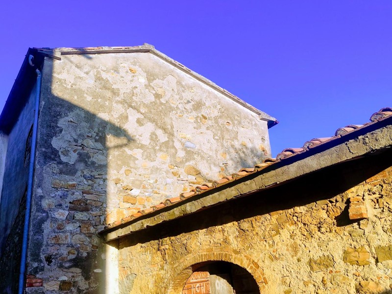 Casa di corte in Vendita a Santa Luce, zona Pieve di Santa Luce, 160'000€, 160 m²