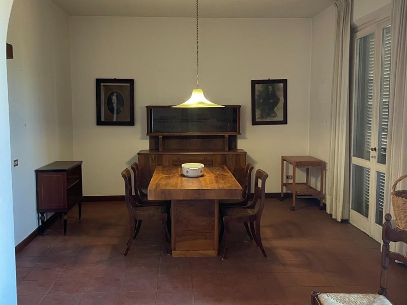 Casa Indipendente in Vendita a Santa Croce sull'Arno, 270'000€, 350 m², arredato