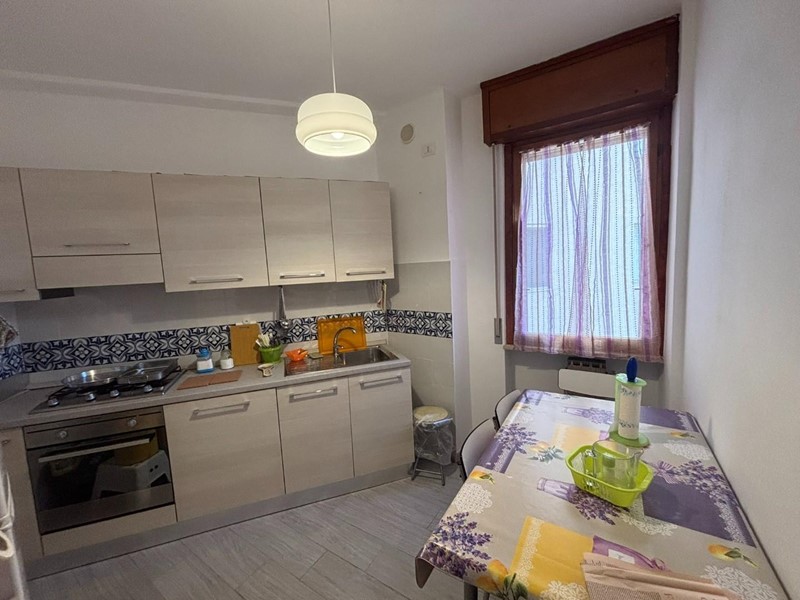 Appartamento in Affitto a Pisa, 306€, 120 m²