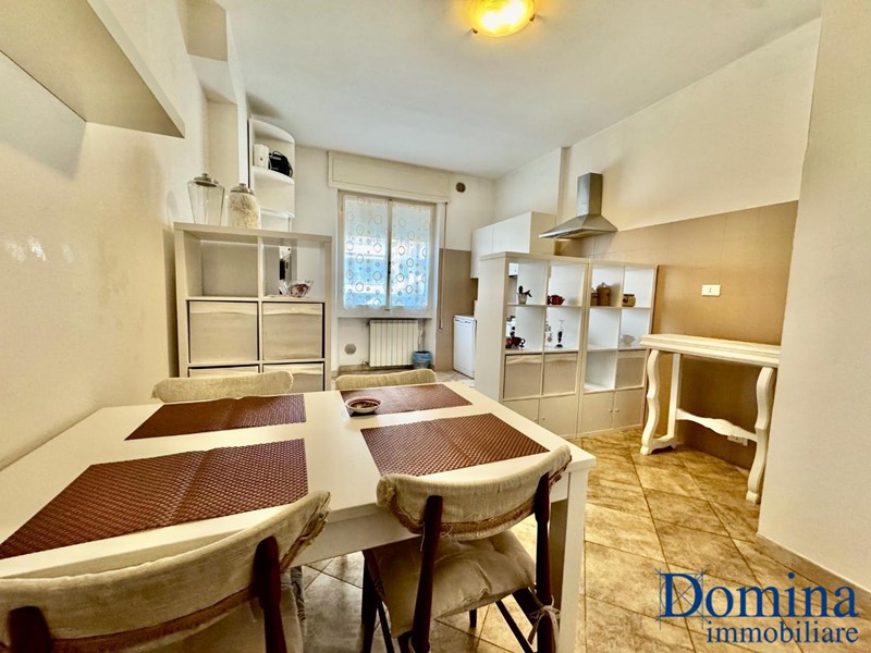 Quadrilocale in Vendita a Massa, 225'000€, 100 m², arredato