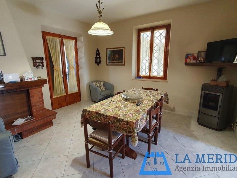 Appartamento in Vendita a Larciano, 150'000€, 114 m²