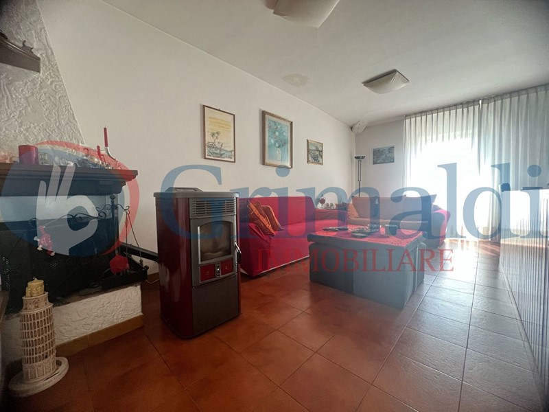 Trilocale in Vendita a Corciano, 100'000€, 140 m²