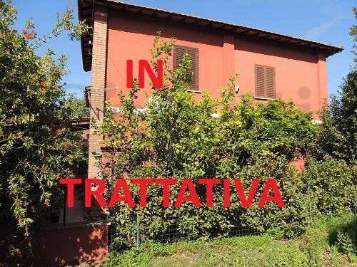 Trilocale in Vendita a Fiumicino, 185'000&euro;, 87 m²