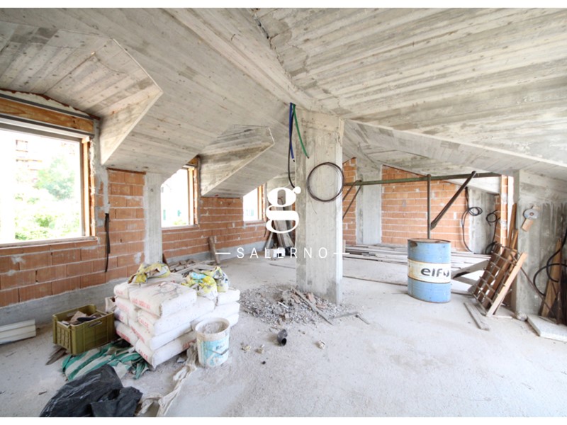 Casa Indipendente in Vendita a Salerno, 530'000&euro;, 252 m²